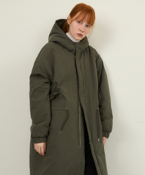 WEDNESDAYOASISFORWOMEN(ウェンズデー オアシス フォー ウーマン)の「W/M-65フィッシュテールフードパディングミリタリーコート_KHAKI(ダウンジャケット/コート・レディース・カーキ・MEDIUM/LARGE)」の4枚目の写真