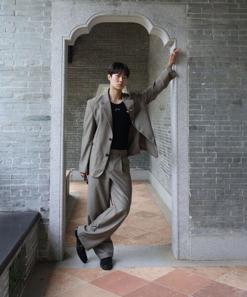 PRAIRIE(KR)(プレーリー)の「エアフロー ルーズフィット ブレザー (ライトカーキ)(テーラードジャケット・メンズ・オリーブ・SMALL/MEDIUM/LARGE)」の6枚目の写真