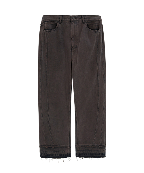 UNGIMMICK(アンジミック)の「GARMENT DYED STRAIGHT DENIM PANTS (BROWN)(デニムパンツ・メンズ・その他・SMALL/MEDIUM/LARGE)」の1枚目の写真