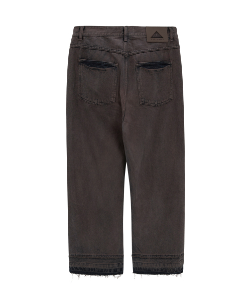 UNGIMMICK(アンジミック)の「GARMENT DYED STRAIGHT DENIM PANTS (BROWN)(デニムパンツ・メンズ・その他・SMALL/MEDIUM/LARGE)」の2枚目の写真