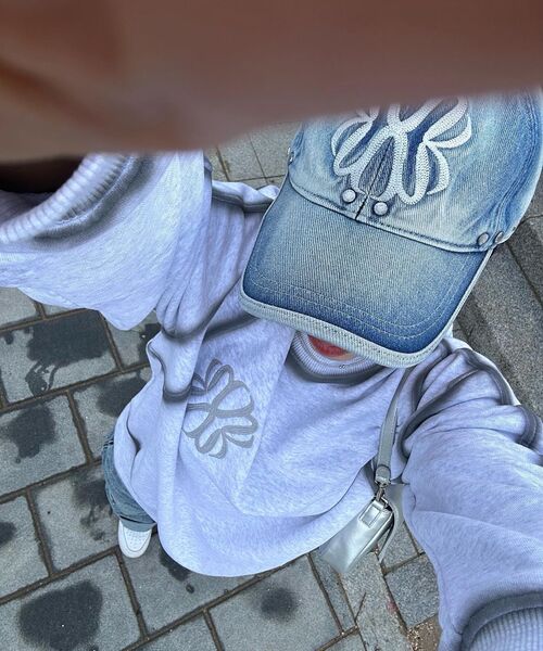 UNGIMMICK（アンジミック）の「OIL BRUSHED SWEATSHIRT (GRAY)（スウェット・メンズ・その他・MEDIUM/LARGE）」の3枚目の写真