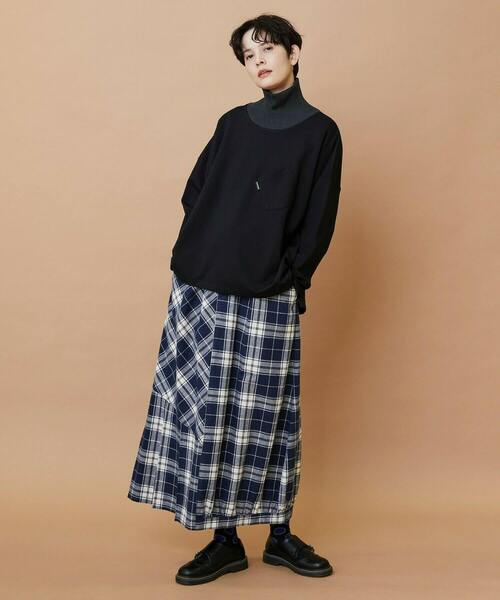 FRAPBOIS（フラボア）の「ロールネック カットソー（Tシャツ/カットソー・レディース・イエロー/アイボリー/ブラック・1/2）」の12枚目の写真