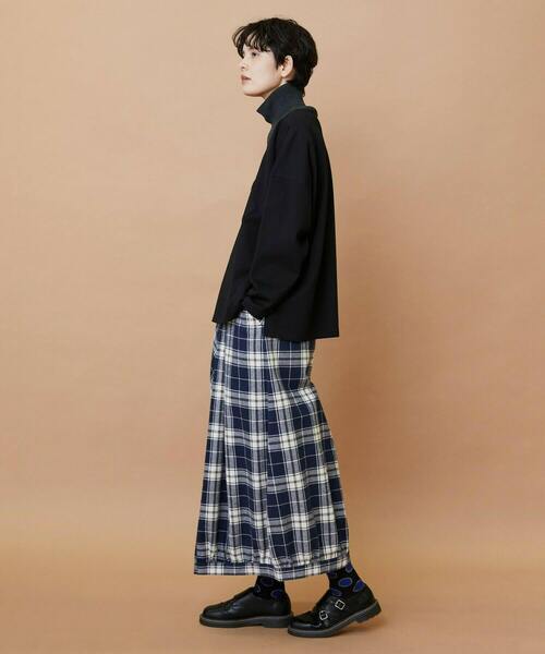 FRAPBOIS（フラボア）の「ロールネック カットソー（Tシャツ/カットソー・レディース・イエロー/アイボリー/ブラック・1/2）」の13枚目の写真