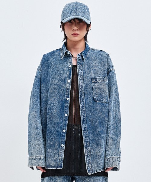 C WEAR BY THE GENIUS(シーウェアバイザジーニアス)の「ジンロデニムシャツ(シャツ/ブラウス・メンズ・その他・size3/size1)」の1枚目の写真