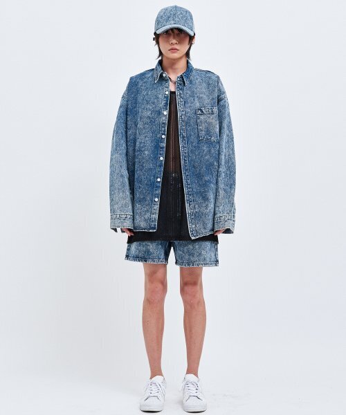 C WEAR BY THE GENIUS(シーウェアバイザジーニアス)の「ジンロデニムシャツ(シャツ/ブラウス・メンズ・その他・size3/size1)」の2枚目の写真