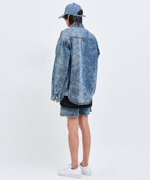 C WEAR BY THE GENIUS(シーウェアバイザジーニアス)の「ジンロデニムシャツ(シャツ/ブラウス・メンズ・その他・size3/size1)」の4枚目の写真