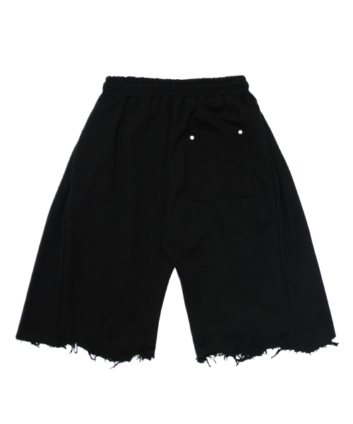 RUNDS(ランディエス)の「ダメージカットバミューダパンツ(ブラック)(その他パンツ・メンズ・その他・1/2)」の2枚目の写真