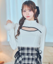 LAFARY（ラファリー）の「デコルテ開きハイネックトップス（Tシャツ/カットソー）」