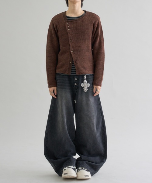 EPNK（イーピーエヌケー）の「Melange Asym Button Cardigan / メランジ アシンメトリー ボタン カーディガン（カーディガン/ボレロ・メンズ・ネイビー/ブラウン・SMALL/MEDIUM/LARGE）」の7枚目の写真