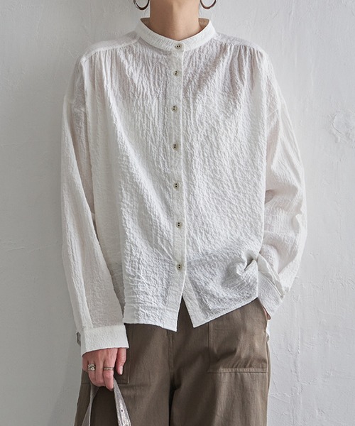 LBC（エルビーシー）の「オーガニックコットンバンドカラーシャツ（シャツ/ブラウス・レディース・グレー/ブルー/ホワイト/ピンク・M/L）」の7枚目の写真