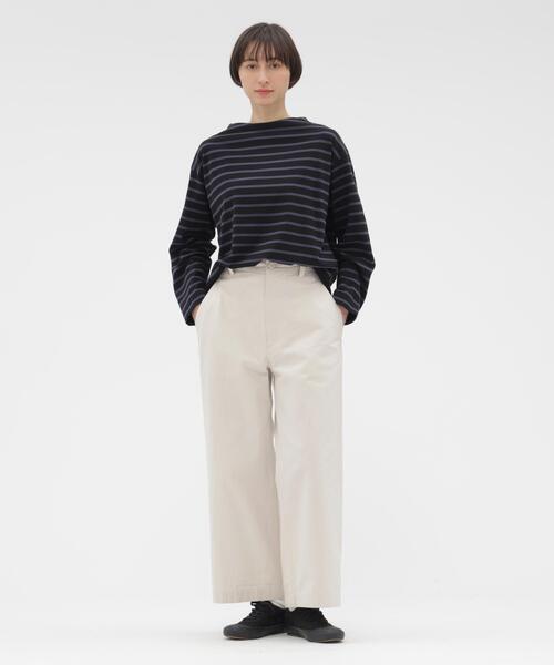 MHL.(エムエイチエル)の「FADED COTTON TWILL TROUSERS(その他パンツ・レディース・ホワイト系その他3/ブルー系その他6・1/0/2/3)」の15枚目の写真