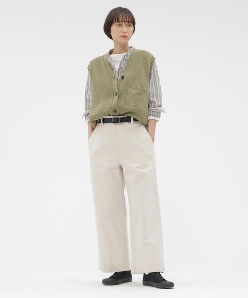 MHL.(エムエイチエル)の「FADED COTTON TWILL TROUSERS(その他パンツ・レディース・ホワイト系その他3/ブルー系その他6・1/0/2/3)」の16枚目の写真
