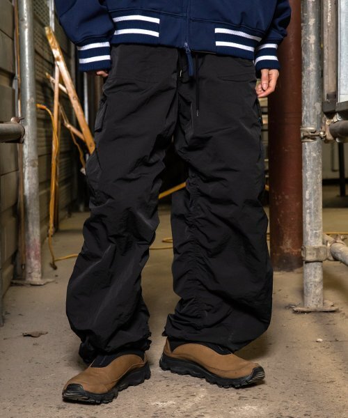 XTONZ(エクストーンズ)の「XP127 シェーリングカーゴパンツ (ブラック)(スウェットパンツ・レディース・その他・SMALL/MEDIUM/LARGE)」の3枚目の写真