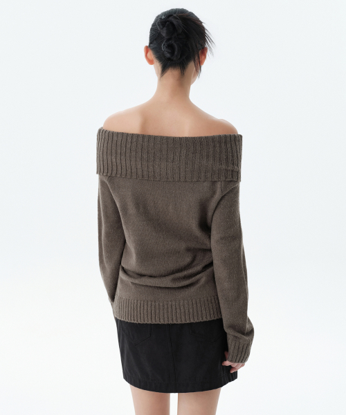 MUSINSA STANDARD WOMAN（ムシンサスタンダードウーマン）の「ウィメンズターンダウンオフショルダーニット[トープ]（ニット/セーター・レディース・その他・SMALL/MEDIUM/X-SMALL/LARGE）」の4枚目の写真