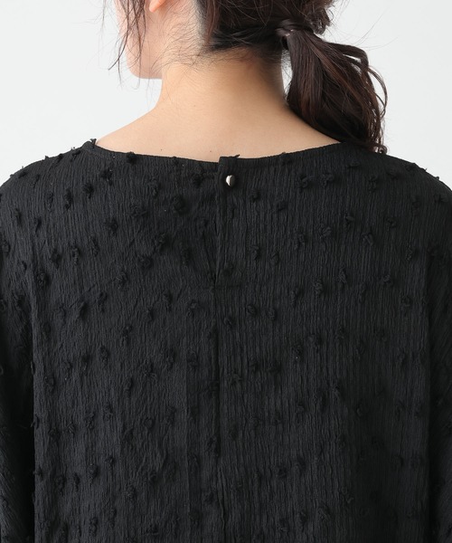 Elura（エルーラ）の「ドットジャガードブラウス/655730（シャツ/ブラウス・レディース・ライトピンク/ブラック/ホワイト・FREE）」の16枚目の写真