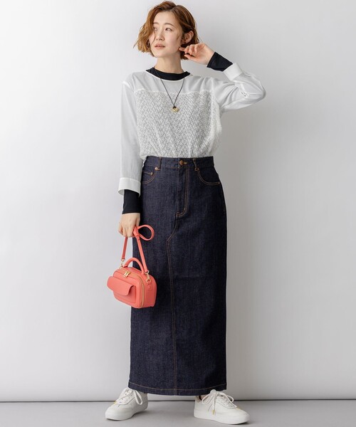 23区 L(ニジュウサンクオオキイサイズ)の「カットジャカードコンビ シアー ブラウス(シャツ/ブラウス・レディース・ネイビー系/アイボリー系・48/46/44)」の4枚目の写真