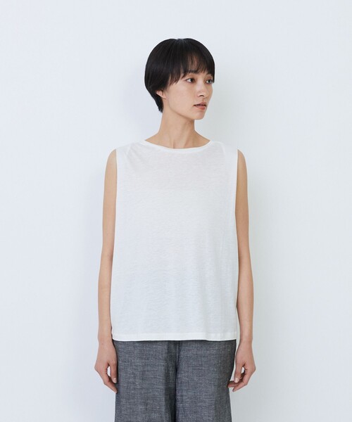 LOISIR（ロワズィール）の「リネンレーヨン天竺ノースリーブプルオーバー（その他トップス・レディース・ブラック/オフホワイト/グレイッシュブルー・FREE）」の7枚目の写真