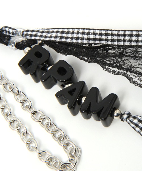 repipi armario（レピピ アルマリオ）の「ジャラジャラロングチャーム3（チャーム・キッズ・ブラック・ONESIZE）」の3枚目の写真