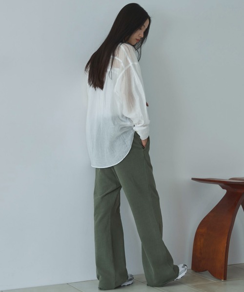 Doux archives（ドゥアルシーヴ）の「Ｖ開きシアー楊柳ブラウス（シャツ/ブラウス・レディース・オフホワイト/サックスブルー/ピンクベージュ・FREE）」の14枚目の写真