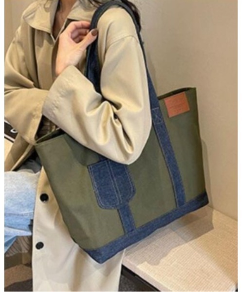 Sakka(サッカ)の「キャンバス×デニム トートバッグ(トートバッグ・レディース・ホワイト/カーキ/ベージュ/ブラウン・FREE)」の6枚目の写真