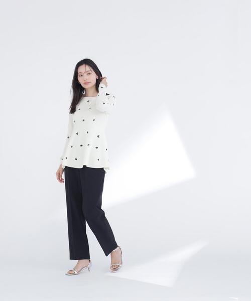 NATURAL BEAUTY BASIC（ナチュラルビューティーベーシック）の「◇刺繍ペプラムニット（ニット/セーター・レディース・ブルー系その他/ホワイト系その他/ブルー系その他6・FREE）」の7枚目の写真