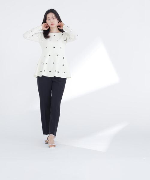 NATURAL BEAUTY BASIC（ナチュラルビューティーベーシック）の「◇刺繍ペプラムニット（ニット/セーター・レディース・ブルー系その他/ホワイト系その他/ブルー系その他6・FREE）」の11枚目の写真