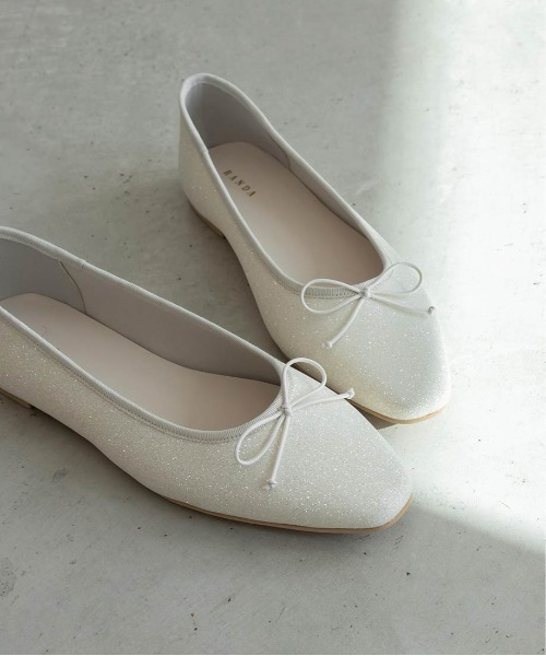RANDA（ランダ）の「軽量 スクエアトゥフラットパンプス（パンプス・レディース・ピンク/ブラック/アイボリー/シルバー・22/22.5/23/23.5/24/24.5/25/25.5）」の6枚目の写真