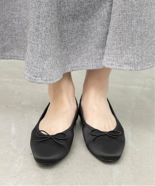 RANDA（ランダ）の「軽量 スクエアトゥフラットパンプス（パンプス・レディース・ピンク/ブラック/アイボリー/シルバー・22/22.5/23/23.5/24/24.5/25/25.5）」の17枚目の写真