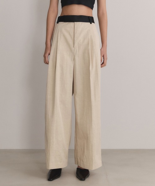 ADAM ET ROPE'(アダムエロペ)の「【EMOELLE】バイカラードレスパンツ(その他パンツ・レディース・ブラック/キナリ/ブルー系その他4・38/36/34)」の13枚目の写真