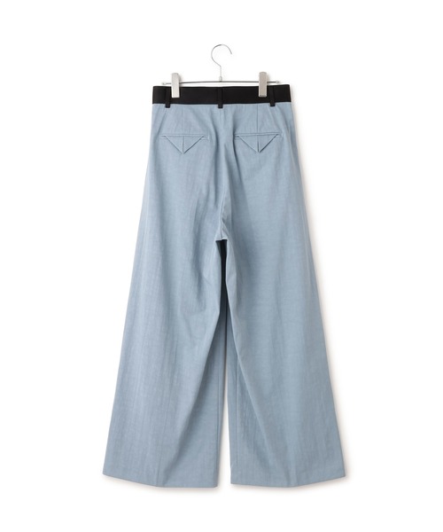 ADAM ET ROPE'(アダムエロペ)の「【EMOELLE】バイカラードレスパンツ(その他パンツ・レディース・ブラック/キナリ/ブルー系その他4・38/36/34)」の16枚目の写真