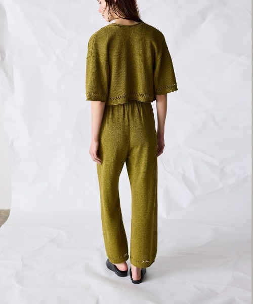 WALANCE(ワランス)の「paper knit 2way half sleeve top(カーディガン/ボレロ・レディース・ブラック/オリーブ/ベージュ×ブラック/サンドベージュ・FREE)」の17枚目の写真