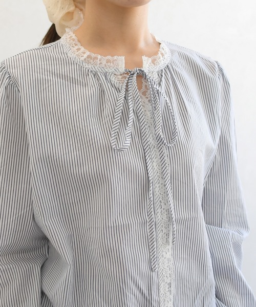 31 Sons de mode(トランテアン ソン ドゥ モード)の「一部店舗限定 レース細リボンブラウス(シャツ/ブラウス・レディース・イエロー/ブルー系/ホワイト・フリ-)」の10枚目の写真