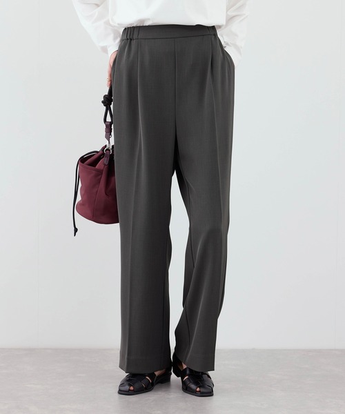 ROPE' PICNIC（ロペピクニック）の「【WEB限定サイズ】美フレアカラーパンツ（スラックス・レディース・イエロー/ブラック/サックスブルー/チャコールグレー・X-SMALL/S/M/L/XL）」の3枚目の写真