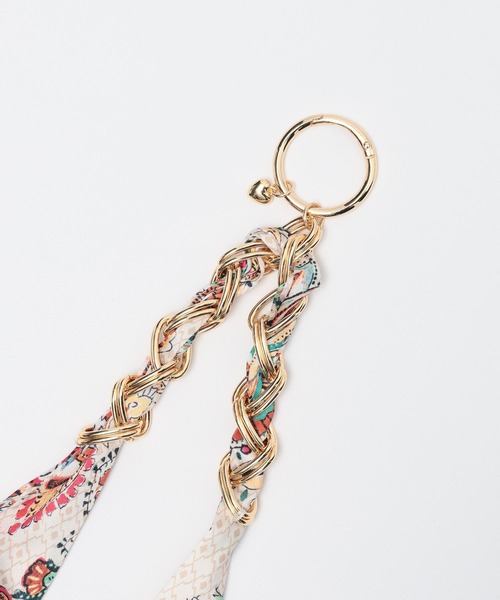 GLOBAL WORK（グローバルワーク）の「菅谷梨沙子さんコラボ/スカーフ生地チャーム/643348（チャーム・レディース・ダークブラウン/ライトグリーン・FREE）」の21枚目の写真