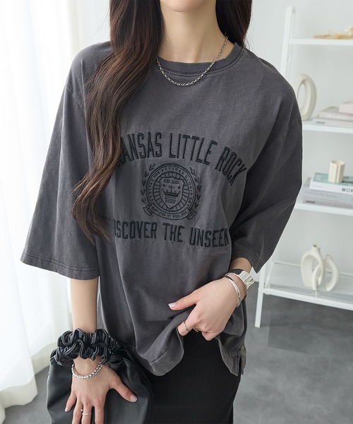 ReDial（リダイアル）の「ピグメント刺繍Tシャツ（Tシャツ/カットソー・レディース・ピンク/チャコールグレー/ブラウン・L/M/3L/LL）」の4枚目の写真