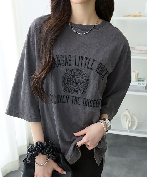 ReDial（リダイアル）の「ピグメント刺繍Tシャツ（Tシャツ/カットソー・レディース・ピンク/チャコールグレー/ブラウン・L/M/3L/LL）」の8枚目の写真
