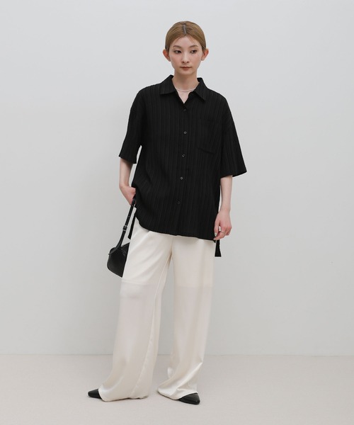 select MOCA（セレクトモカ）の「ビッグシルエットジャガードシャツ（シャツ/ブラウス・レディース・ライトグレー/ブラック/アイボリー・FREE）」の6枚目の写真