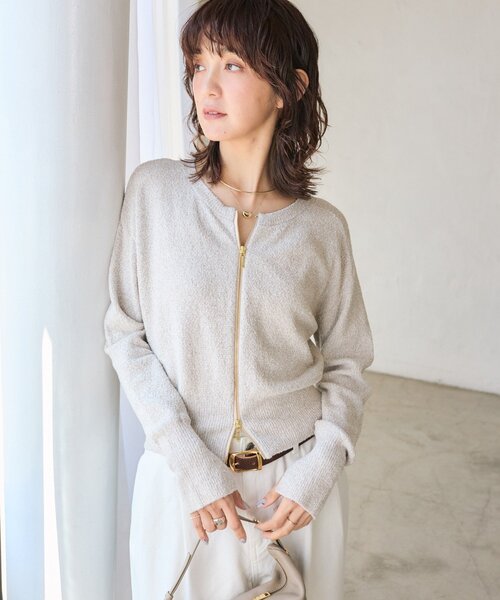 RIVE DROITE（リヴドロワ）の「予約【大人のこなれ感】メランジブークレーZIPニット（カーディガン/ボレロ・レディース・ブラック/ベージュ/サックスブルー・FREE）」の17枚目の写真