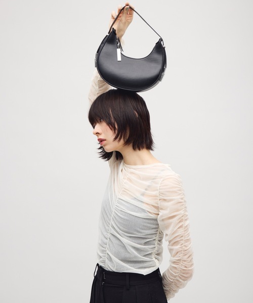 TONER（トナー）の「メタルポイント三日月ミニバッグ/ロゴプレート付き（ハンドバッグ・レディース・ホワイト/ブラウン/グリーン/ブラック/シルバー・FREE）」の11枚目の写真