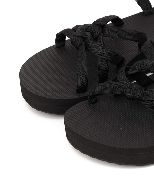 Teva(テバ)の「TEVA: MIDFORM KENA SLIM ストラップ サンダル(サンダル・レディース・ブラック/ベージュ・25/24/23)」の11枚目の写真