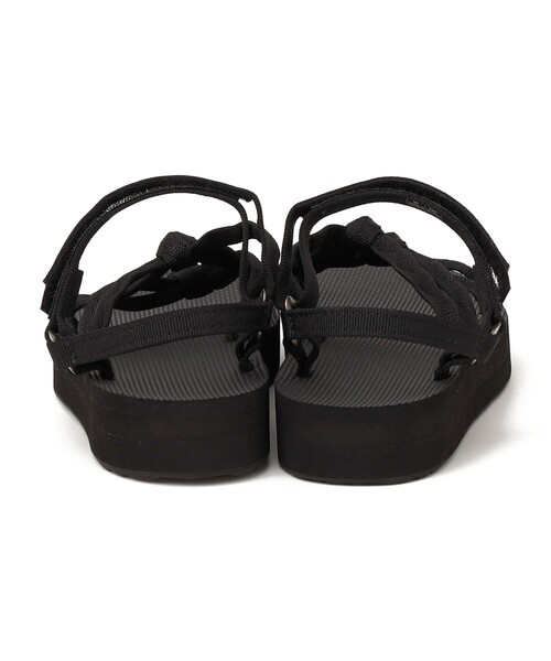 Teva(テバ)の「TEVA: MIDFORM KENA SLIM ストラップ サンダル(サンダル・レディース・ブラック/ベージュ・25/24/23)」の12枚目の写真