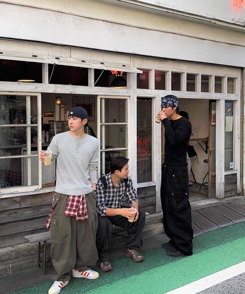 NOWLE(ノウル)の「【NOWLE】ヘンリーネック リブ ロングスリーブ Tシャツ / サーマル ロンT(Tシャツ/カットソー・メンズ・ホワイト/ブラック/グレー・SMALL/MEDIUM/LARGE/X-LARGE)」の13枚目の写真