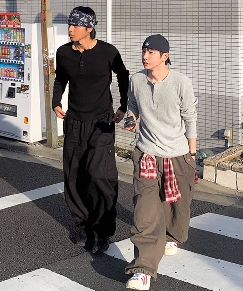 NOWLE(ノウル)の「【NOWLE】ヘンリーネック リブ ロングスリーブ Tシャツ / サーマル ロンT(Tシャツ/カットソー・メンズ・ホワイト/ブラック/グレー・SMALL/MEDIUM/LARGE/X-LARGE)」の4枚目の写真