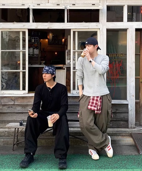 NOWLE(ノウル)の「【NOWLE】ヘンリーネック リブ ロングスリーブ Tシャツ / サーマル ロンT(Tシャツ/カットソー・メンズ・ホワイト/ブラック/グレー・SMALL/MEDIUM/LARGE/X-LARGE)」の5枚目の写真