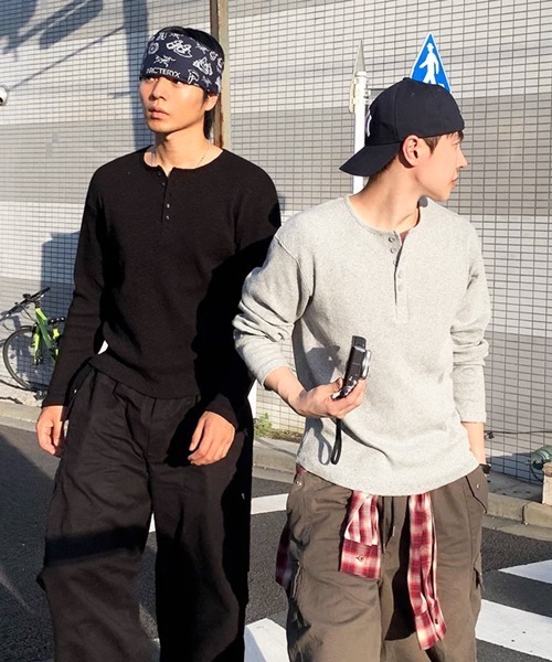 NOWLE(ノウル)の「【NOWLE】ヘンリーネック リブ ロングスリーブ Tシャツ / サーマル ロンT(Tシャツ/カットソー・メンズ・ホワイト/ブラック/グレー・SMALL/MEDIUM/LARGE/X-LARGE)」の9枚目の写真