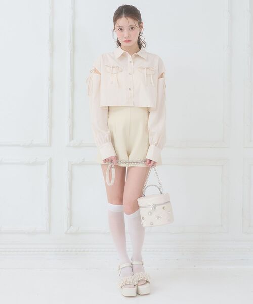 MAJESTIC LEGON（マジェスティックレゴン）の「ハイウエストショートパンツ（その他パンツ・レディース・ブラック/アイボリー/グレー・MEDIUM）」の4枚目の写真