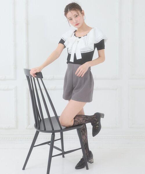 MAJESTIC LEGON（マジェスティックレゴン）の「ハイウエストショートパンツ（その他パンツ・レディース・ブラック/アイボリー/グレー・MEDIUM）」の19枚目の写真