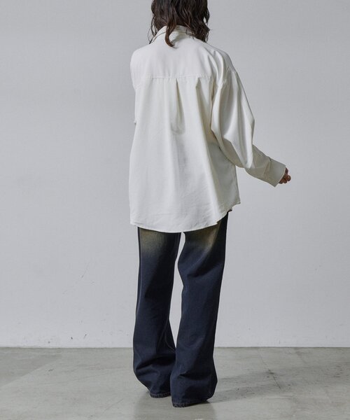 goocy（グーシー）の「合繊ツイルオーバーサイズシャツ（シャツ/ブラウス・レディース・ホワイト/ブルー/イエロー・FREE）」の10枚目の写真