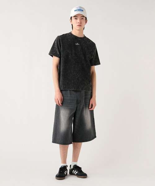 BEAMS HEART(ビームスハート)の「【6/18値下げ】メタリックプリント ワンポイントTシャツ(ユニセックス)(Tシャツ/カットソー・メンズ・ブラック/ベージュ・LARGE/SMALL/MEDIUM)」の3枚目の写真