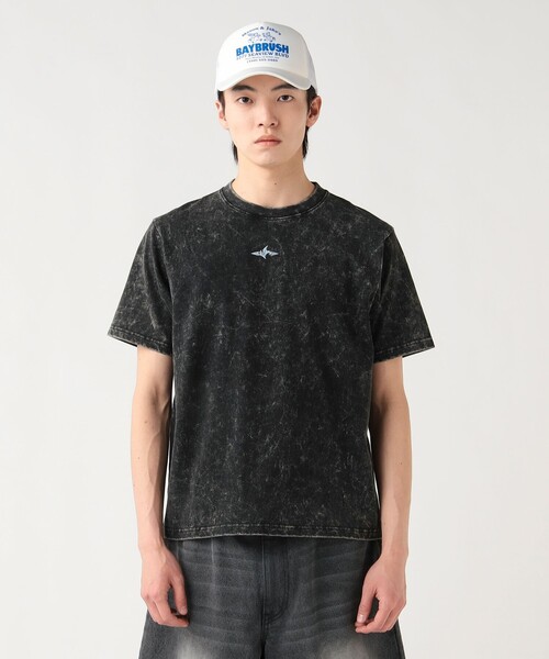 BEAMS HEART(ビームスハート)の「【6/18値下げ】メタリックプリント ワンポイントTシャツ(ユニセックス)(Tシャツ/カットソー・メンズ・ブラック/ベージュ・LARGE/SMALL/MEDIUM)」の5枚目の写真
